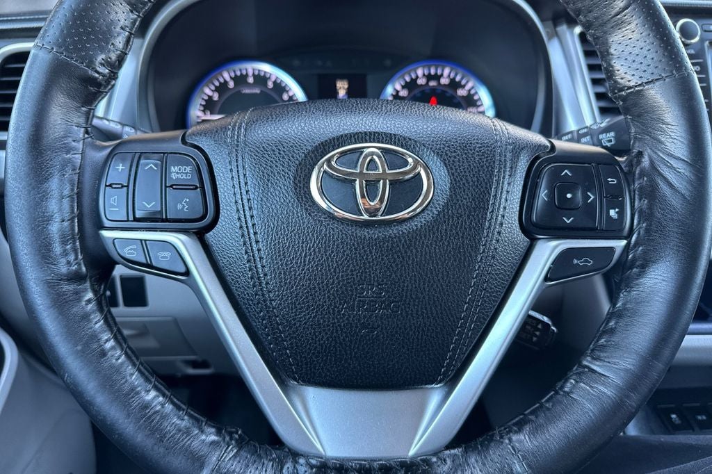 2015 Toyota Highlander Limited Platinum V6