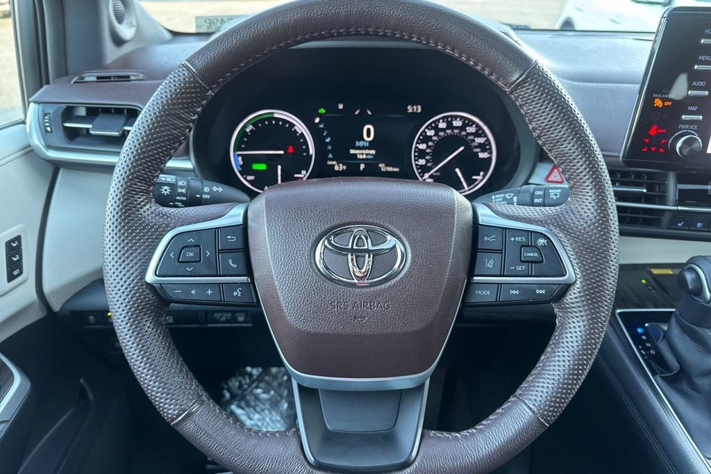 2022 Toyota Sienna Platinum 7 Passenger