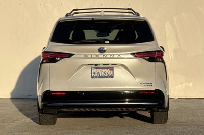 2022 Toyota Sienna Platinum 7 Passenger