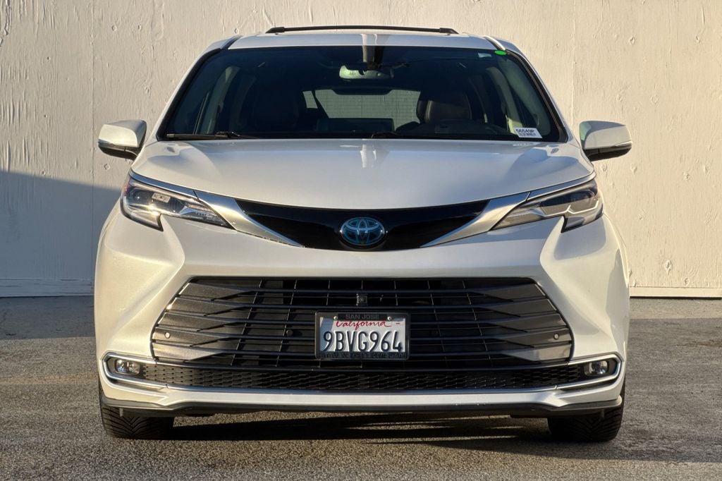 2022 Toyota Sienna Platinum 7 Passenger