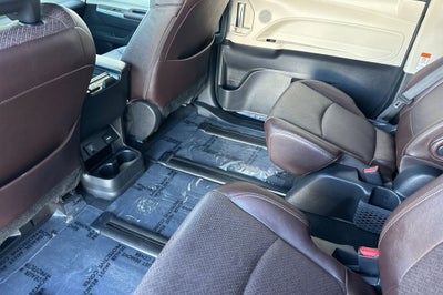 2022 Toyota Sienna Platinum 7 Passenger
