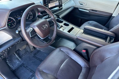 2022 Toyota Sienna Platinum 7 Passenger