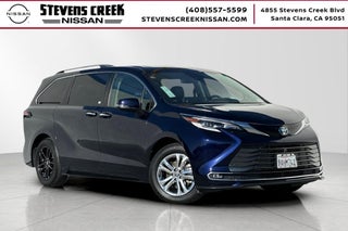 2022 Toyota Sienna Platinum 7 Passenger