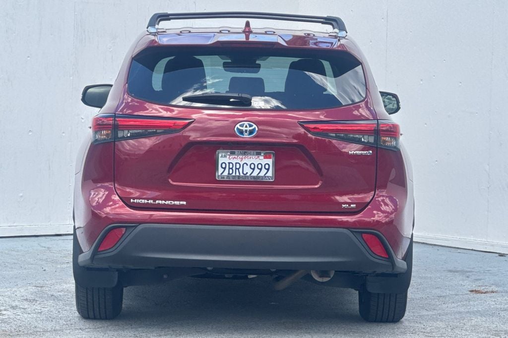 2022 Toyota Highlander Hybrid XLE