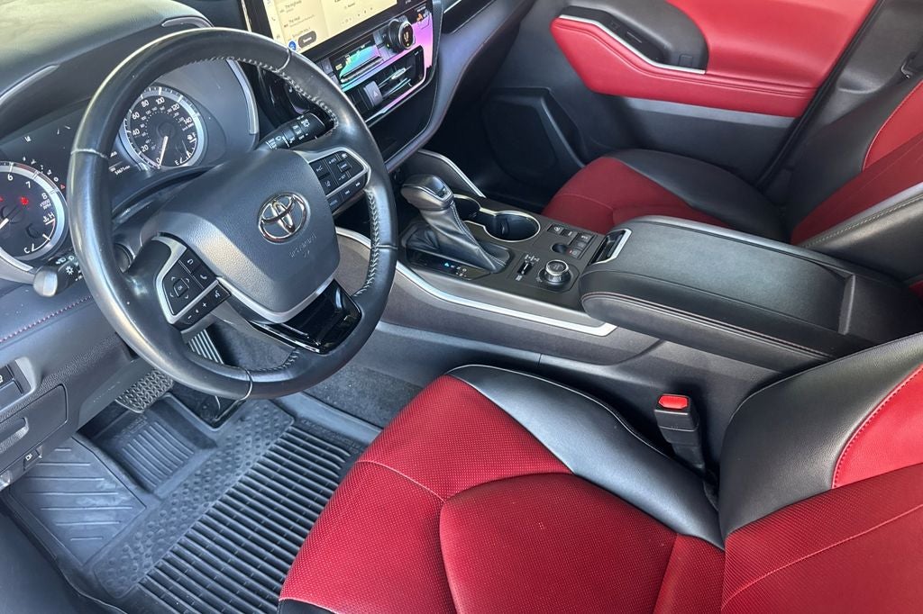 2023 Toyota Highlander XSE