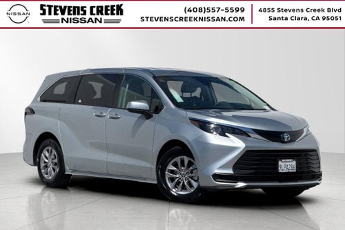2024 Toyota Sienna LE 8 Passenger