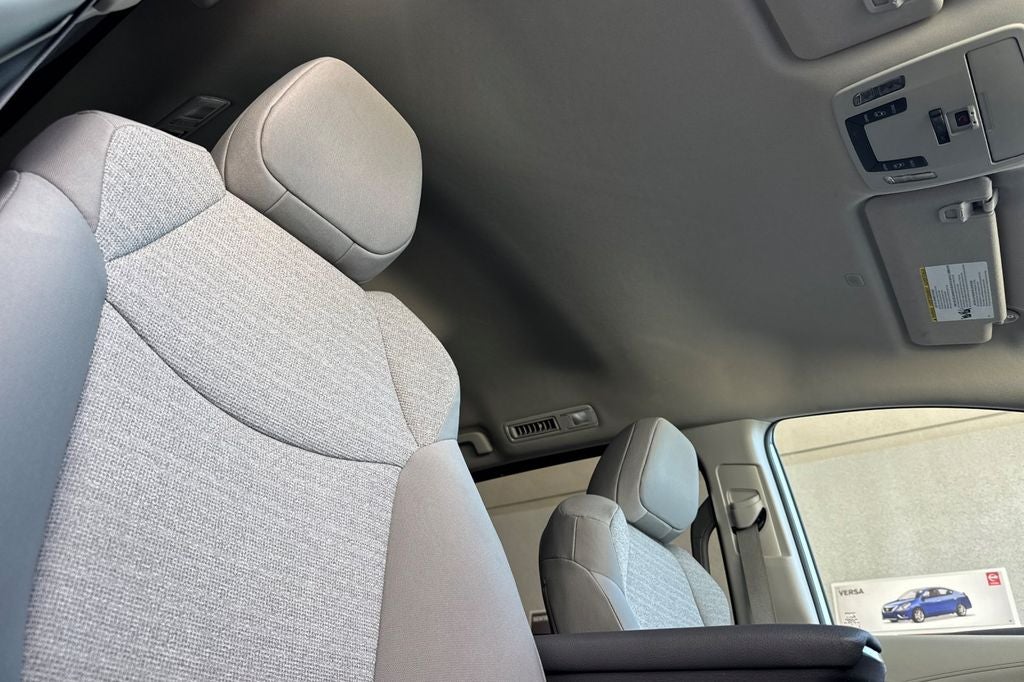 2024 Toyota Sienna LE 8 Passenger