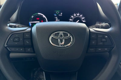 2024 Toyota Sienna LE 8 Passenger
