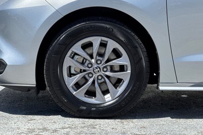 2024 Toyota Sienna LE 8 Passenger