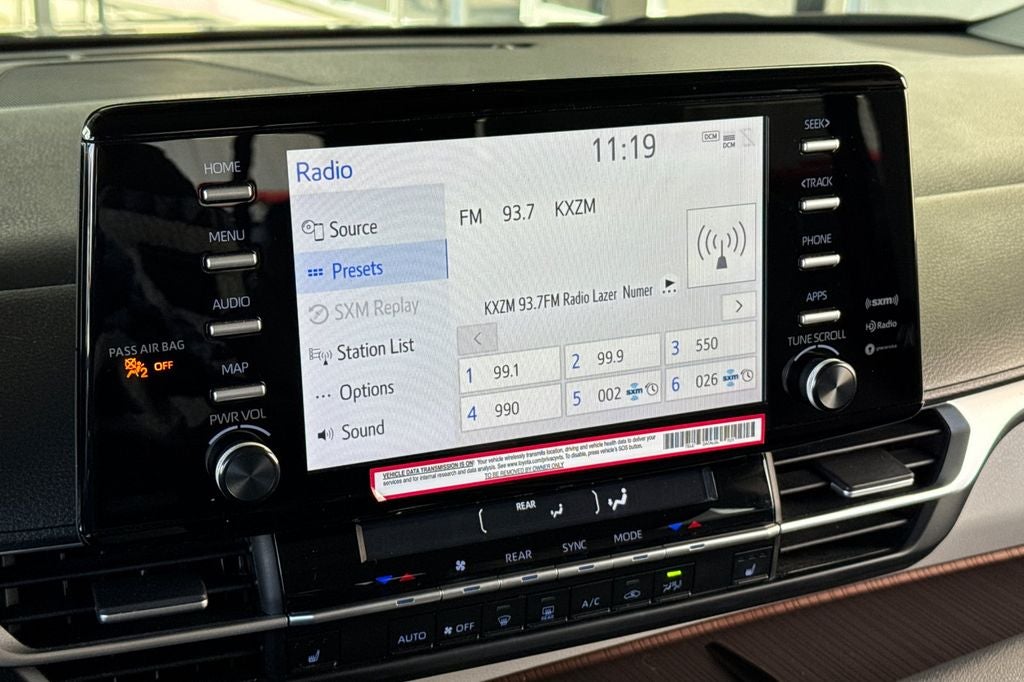 2024 Toyota Sienna XLE 7 Passenger