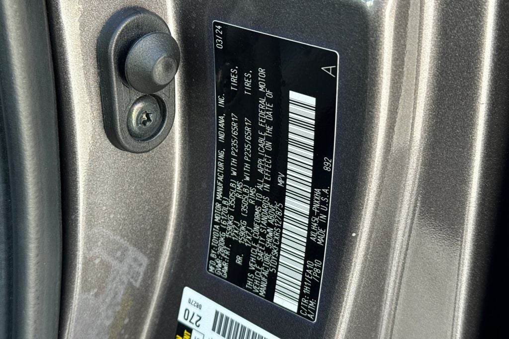 2024 Toyota Sienna XLE 7 Passenger