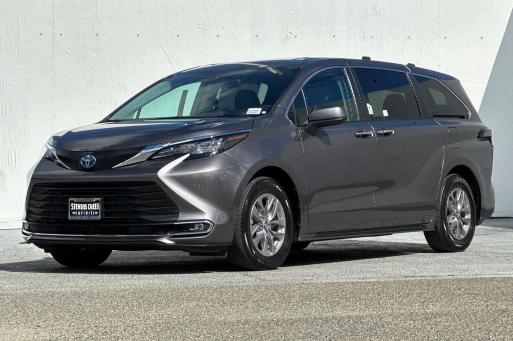 2024 Toyota Sienna XLE 7 Passenger