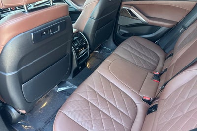 2023 BMW X6 xDrive40i