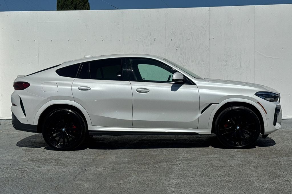 2023 BMW X6 xDrive40i