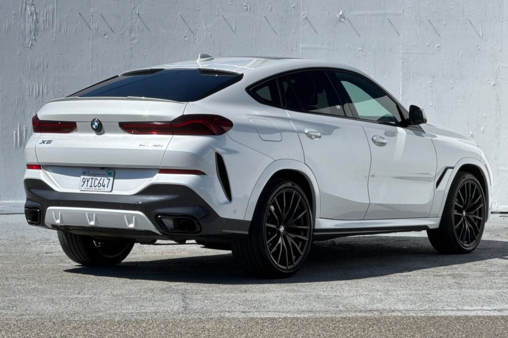 2023 BMW X6 xDrive40i