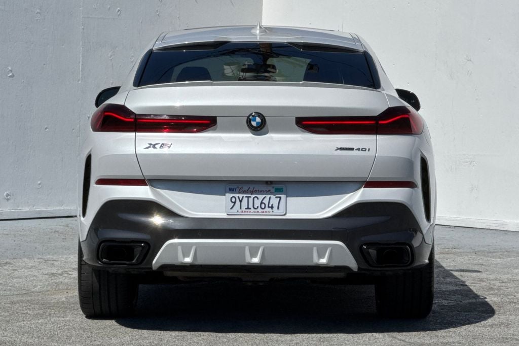 2023 BMW X6 xDrive40i