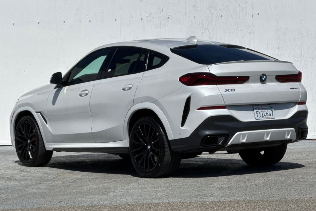2023 BMW X6 xDrive40i