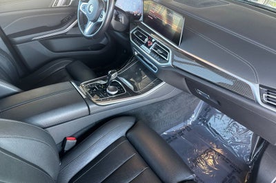2021 BMW X5 M50i