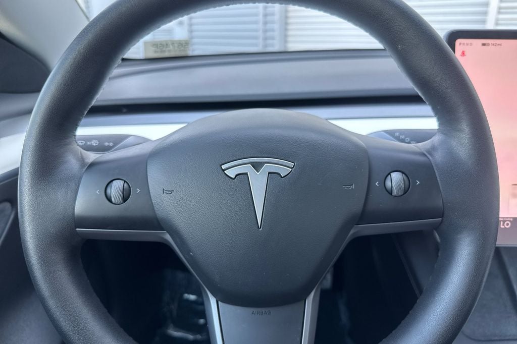 2022 Tesla Model 3 .