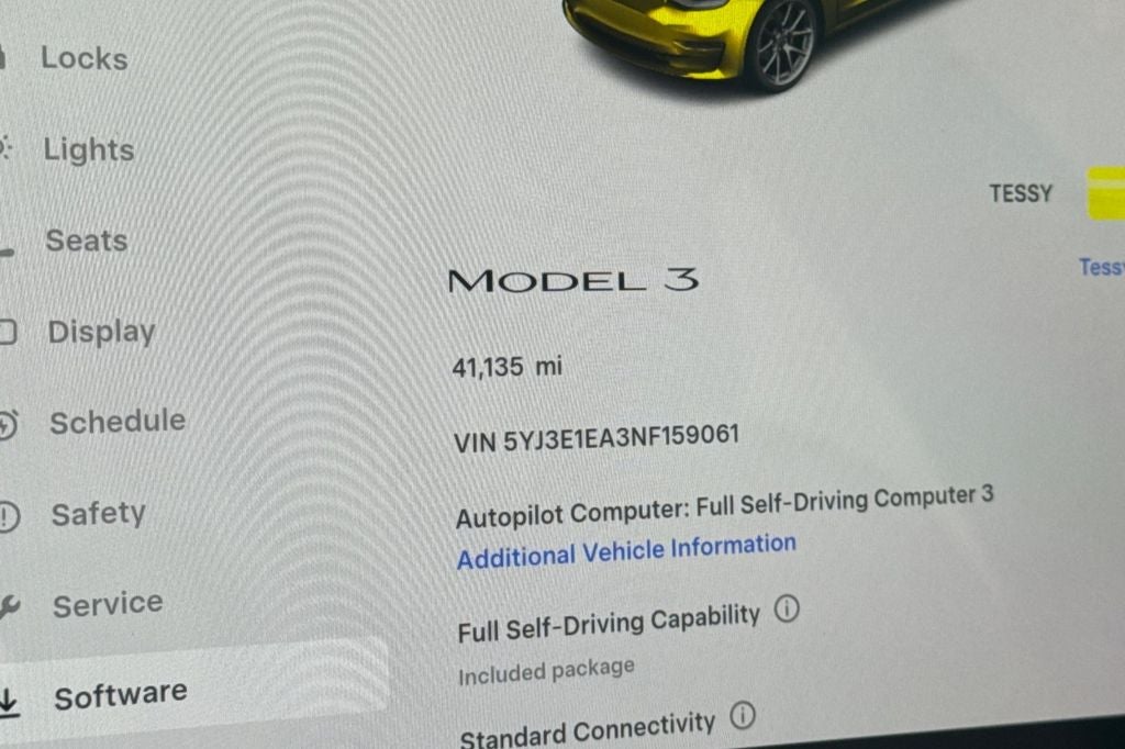 2022 Tesla Model 3 .