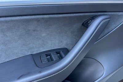 2023 Tesla Model 3 .