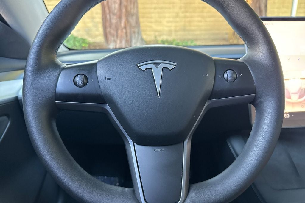 2023 Tesla Model 3 .