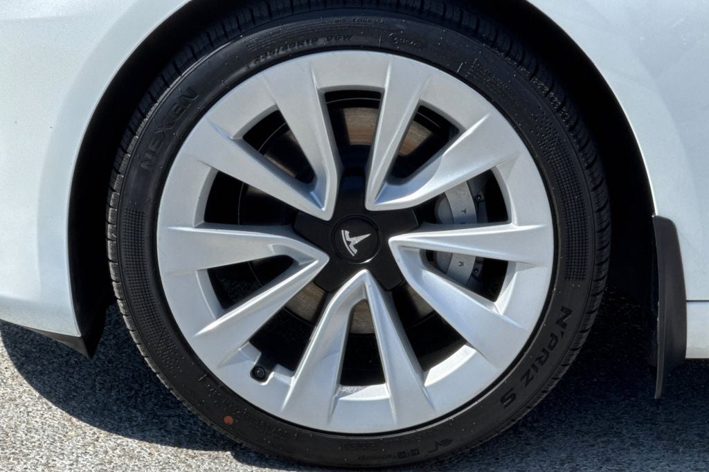 2023 Tesla Model 3 .