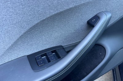 2024 Tesla Model 3 Base