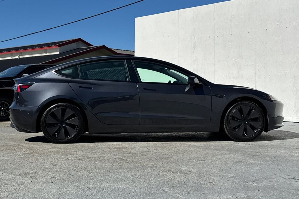 Used 2025 Tesla Model 3 Long Range with VIN 5YJ3E1EA8SF032138 for sale in Santa Clara, CA