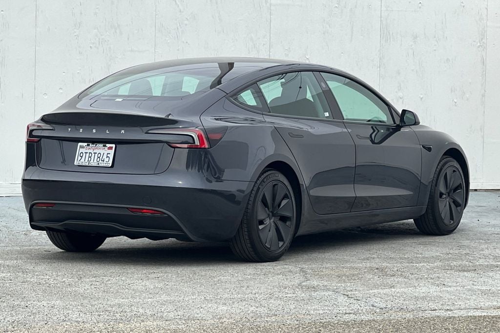 2025 Tesla Model 3 Long Range