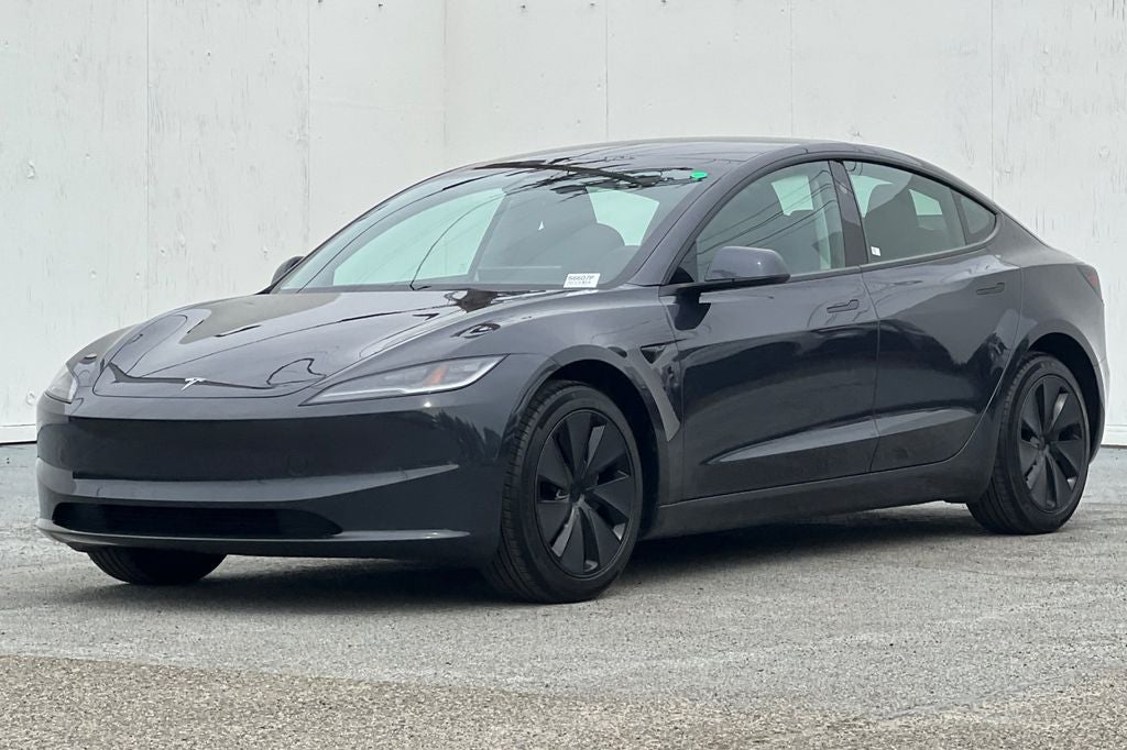 2025 Tesla Model 3 Long Range