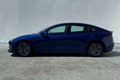 2023 Tesla Model 3 .
