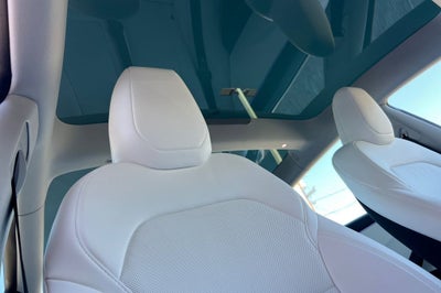 2024 Tesla Model 3 .