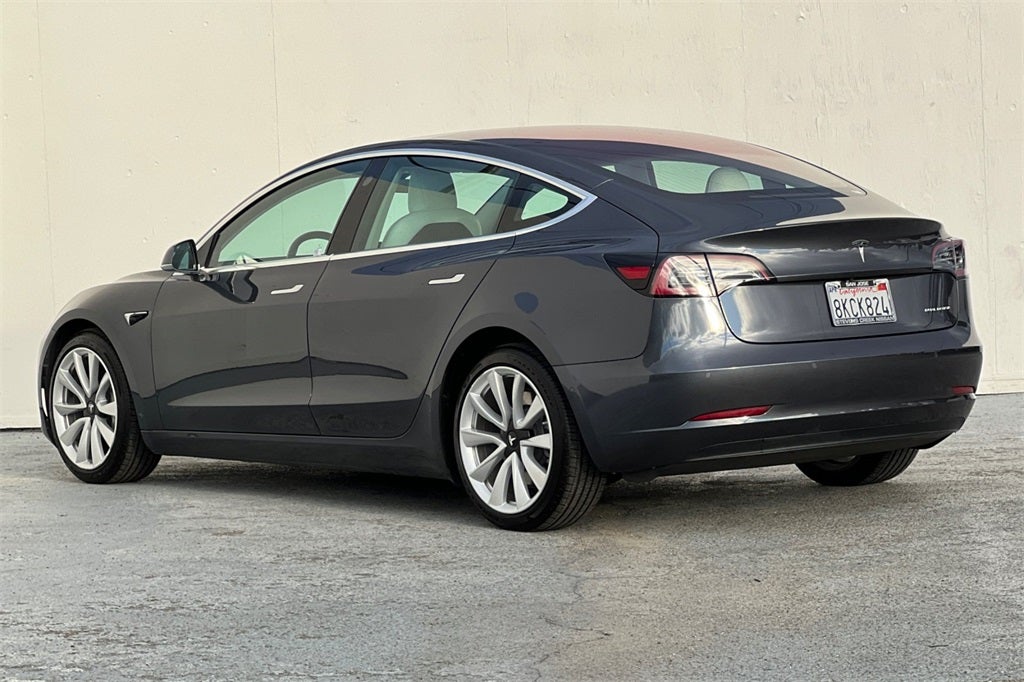 2018 Tesla Model 3 Long Range