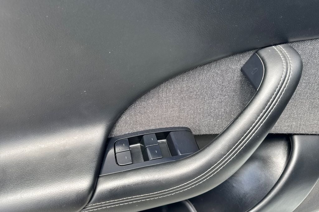 2022 Tesla Model S .