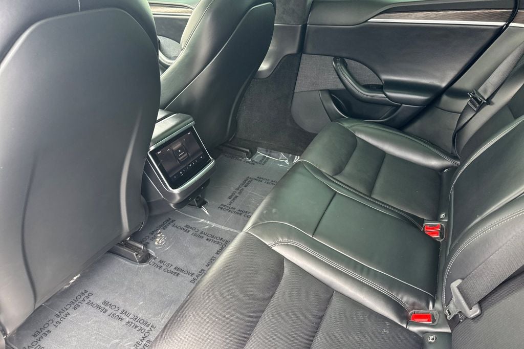 2022 Tesla Model S .