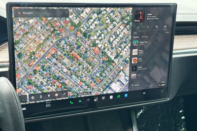 2022 Tesla Model S .