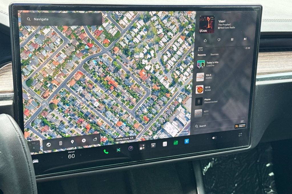 2022 Tesla Model S .