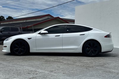 2022 Tesla Model S .