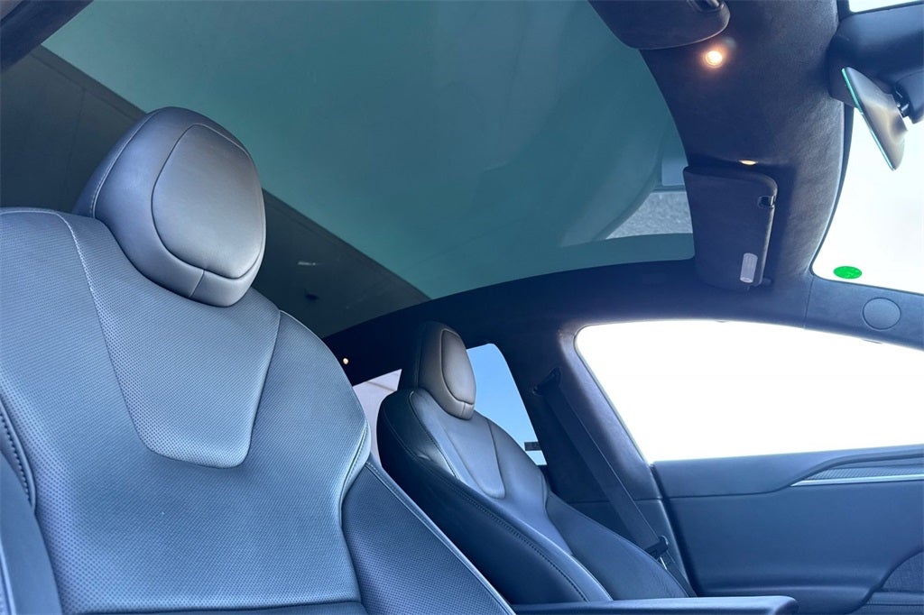 2022 Tesla Model S Plaid