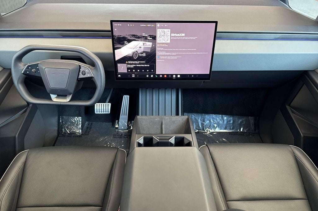 2025 Tesla Cybertruck .