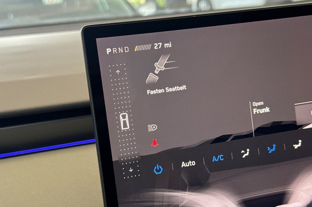 2025 Tesla Cybertruck .