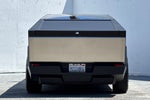 2025 Tesla Cybertruck .