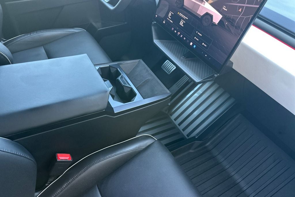 2024 Tesla Cybertruck Foundation