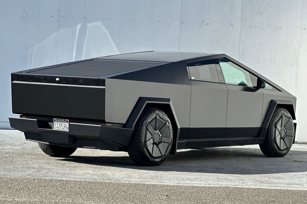 2024 Tesla Cybertruck Foundation