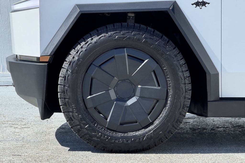 2024 Tesla Cybertruck Cyberbeast