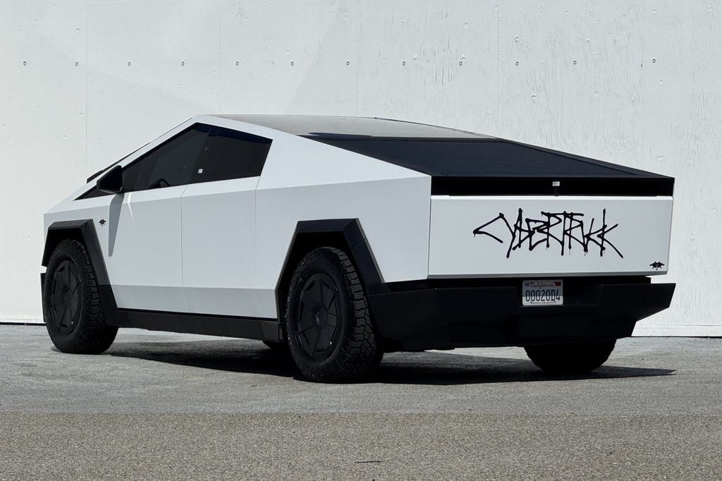 2024 Tesla Cybertruck Cyberbeast