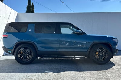 2023 Rivian R1S Adventure