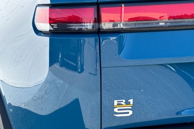 2023 Rivian R1S Adventure