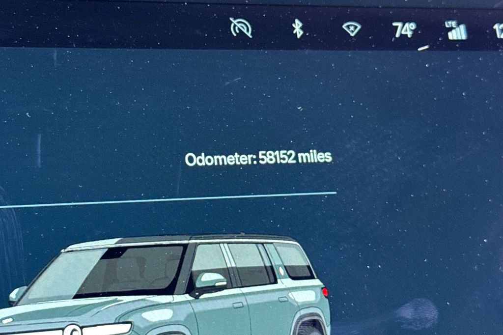 2023 Rivian R1S Adventure Quad Motor Large Pack
